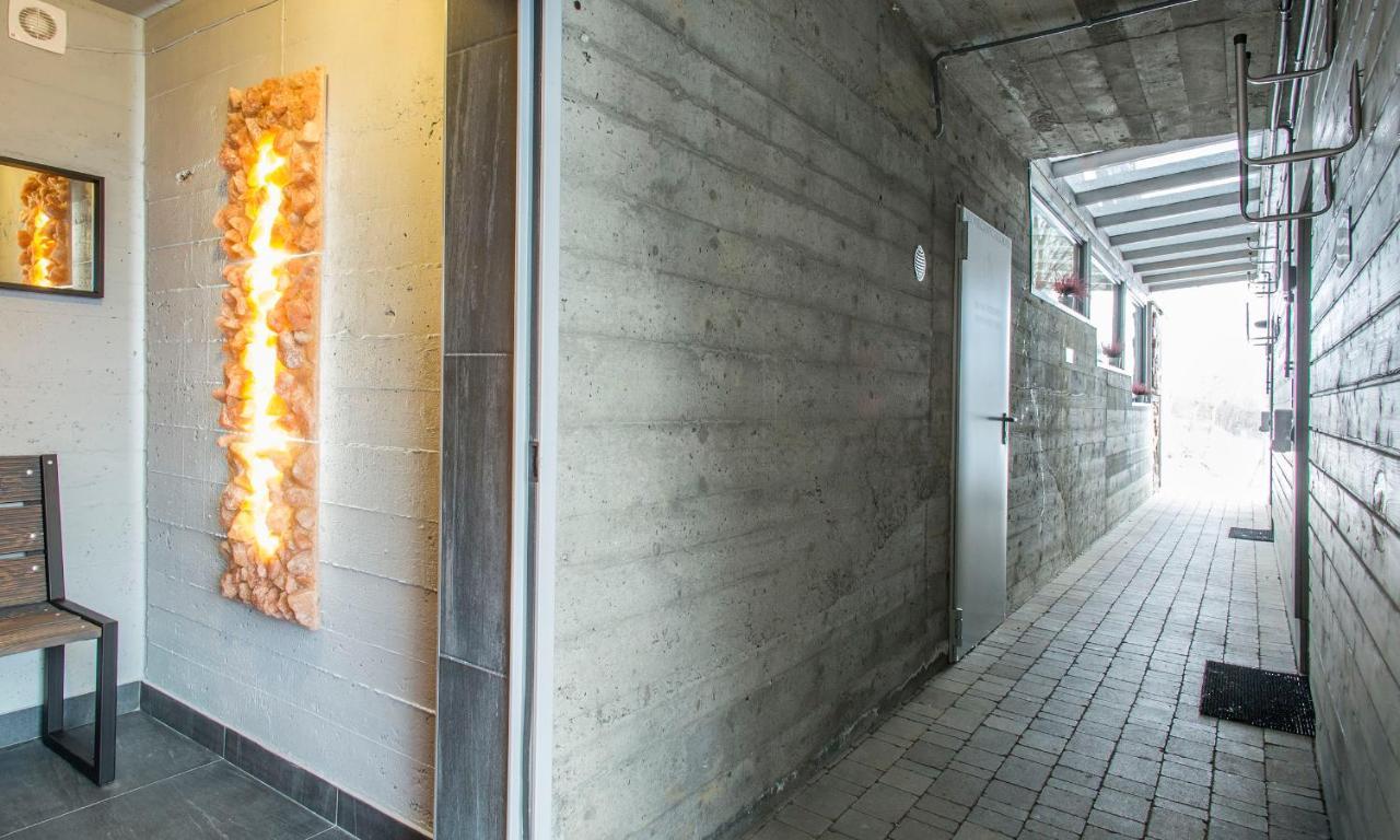 Sloneczny Chelm - Apartamenty W Gorach, Prywatna Sauna Jacuzzi Balia W Cenie, Spa, Grill, Stok Narciarski Myslenice, Sciezki Rowerowe, Rzeka Raba, Widok Na Tatry Exterior photo
