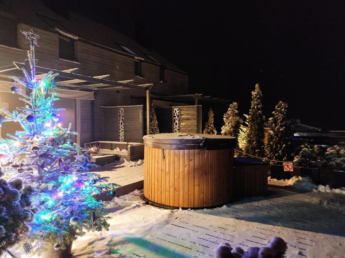 Sloneczny Chelm - Apartamenty W Gorach, Prywatna Sauna Jacuzzi Balia W Cenie, Spa, Grill, Stok Narciarski Myslenice, Sciezki Rowerowe, Rzeka Raba, Widok Na Tatry Exterior photo